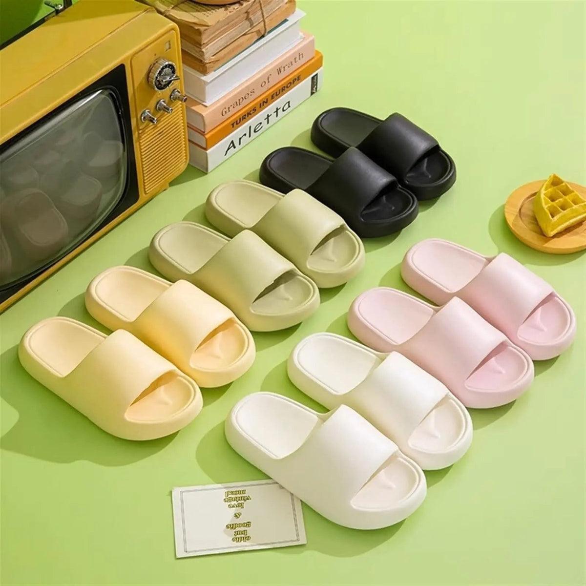 EVA Cloud Slippers Soft Sole Platform Slide Sandals Non Slip Design for Summer Home Beach and Casual Wear