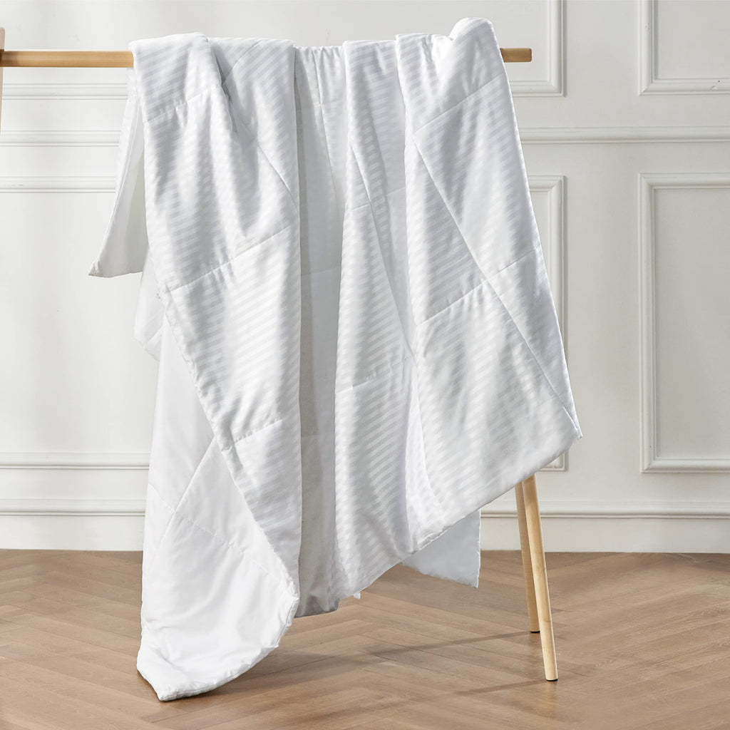 Lightweight Cooling Summer Comforter with Quilted Box Stitch and 8 Tabs for Summer Bedding Use