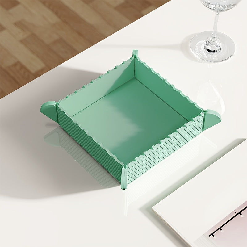 Folding Heat Resistant Silicone Mat for Hot Dishes and Kitchen Surface Protection
