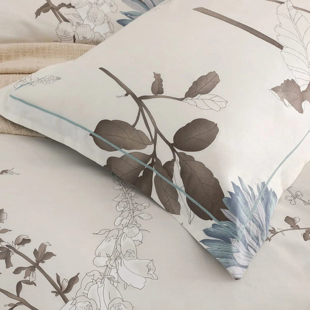 Botanical Floral Cotton Duvet Cover with Reversible Design for King Bedding