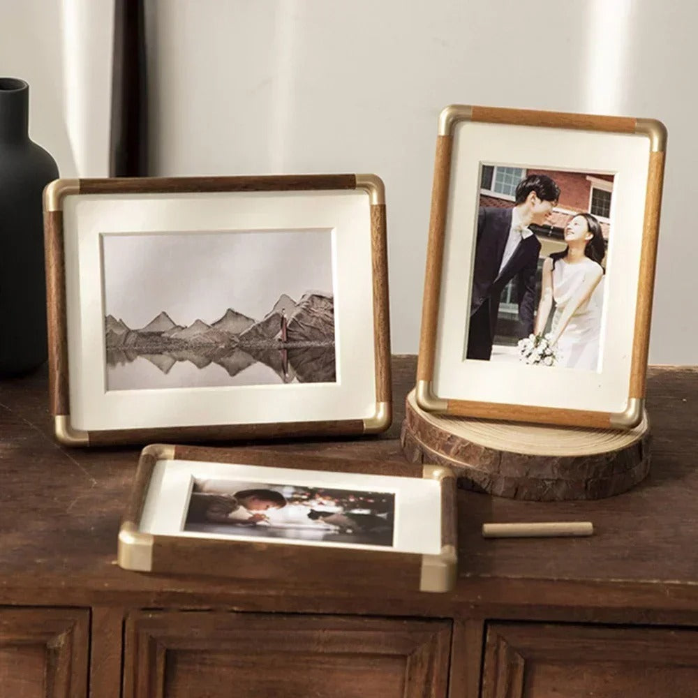 Brooks Tabletop Photo Frame – Elegant Desk Display for Your Favorite Moments
