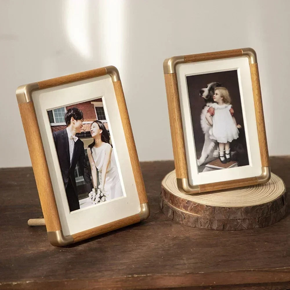 Brooks Tabletop Photo Frame – Elegant Desk Display for Your Favorite Moments