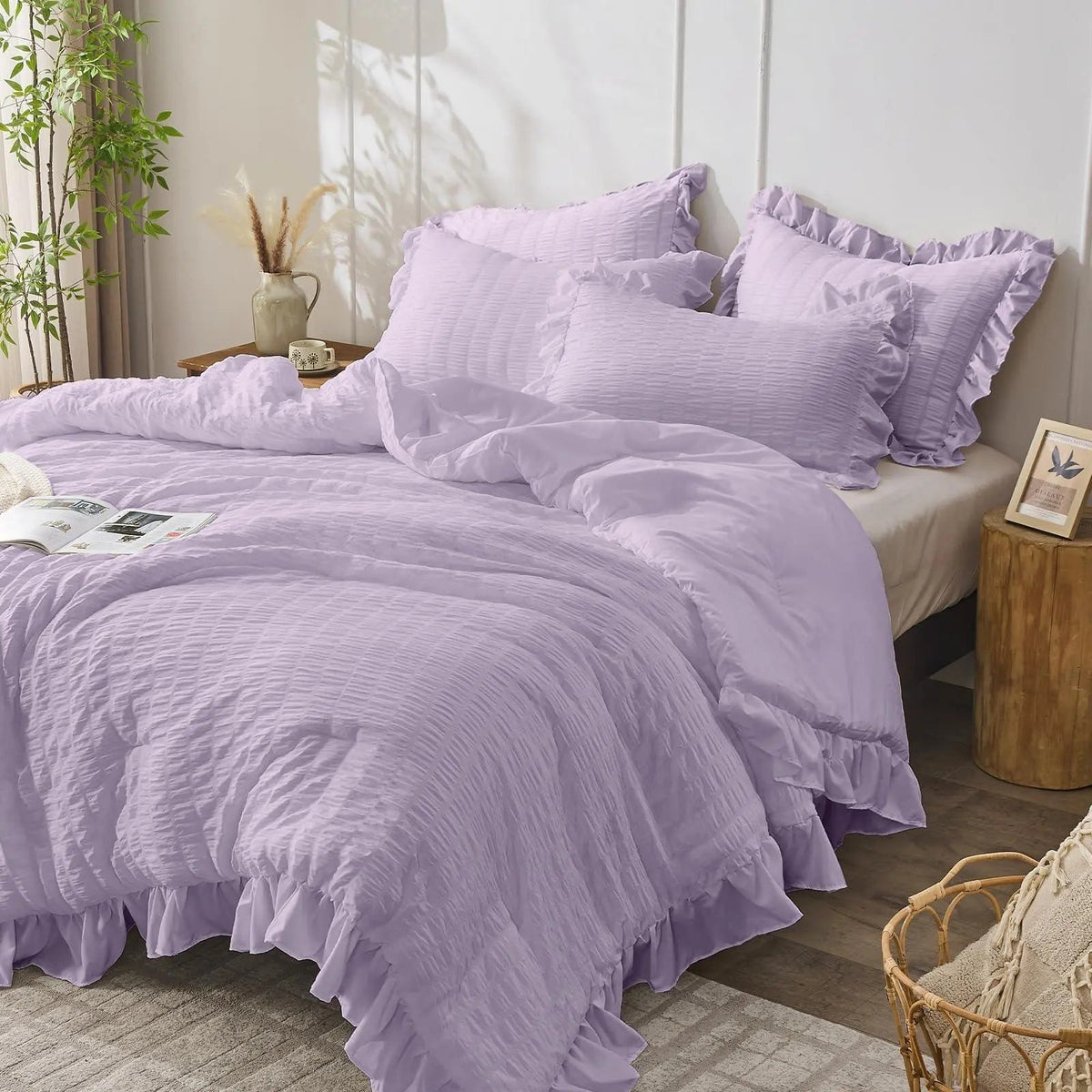 Korean Lace Seersucker Duvet Cover Set with Pillowcases for Bedroom or Guest Room