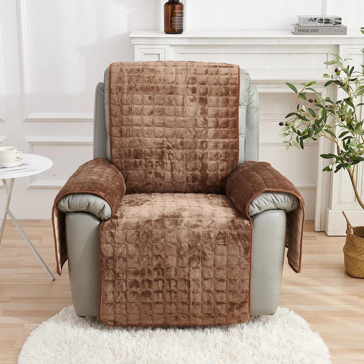 Washable Recliner Slipcover with Elastic Straps for Kids Pets and Daily Furniture Care